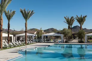 2022 W Desert Hollow Dr, Phoenix, AZ 85085 - Photo 23