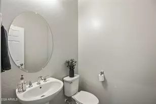2022 W Desert Hollow Dr, Phoenix, AZ 85085 - Photo 17