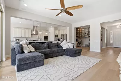 4857 S Quantum Way, Mesa, AZ 85212 - Photo 5