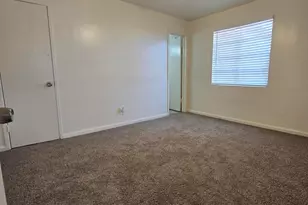 3024 N 37th Dr, Phoenix, AZ 85019 - Photo 15