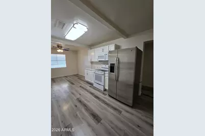 3024 N 37th Drive, Phoenix, AZ 85019 - Photo 13