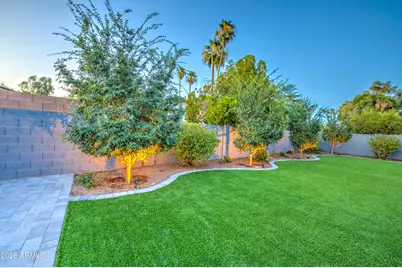 1704 W Kiowa Avenue, Mesa, AZ 85202 - Photo 9