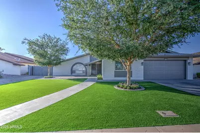 1704 W Kiowa Avenue, Mesa, AZ 85202 - Photo 37