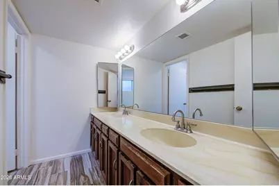 1704 W Kiowa Avenue, Mesa, AZ 85202 - Photo 11