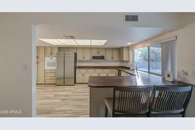 1704 W Kiowa Avenue, Mesa, AZ 85202 - Photo 43