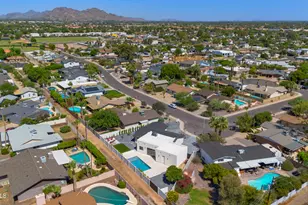 8331 E Malcomb Dr, Scottsdale, AZ 85250 - Photo 31