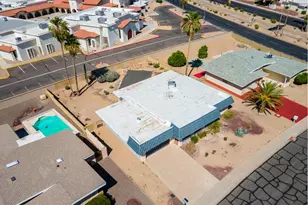 10706 W Pinion Ln, Sun City, AZ 85373 - Photo 33