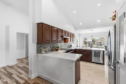 11543 N 76th Drive, Peoria, AZ 85345 - Photo 3
