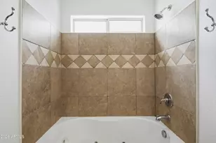 3906 E Kimberly Way, Phoenix, AZ 85050 - Photo 25