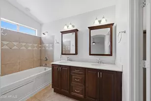 3906 E Kimberly Way, Phoenix, AZ 85050 - Photo 21