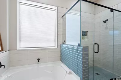 13590 W Edgemont Avenue, Goodyear, AZ 85395 - Photo 31