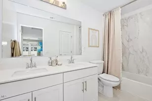 8018 W Loma Ln, Peoria, AZ 85345 - Photo 17