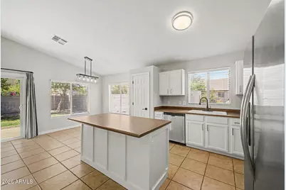 40018 N Lerwick Drive, San Tan Valley, AZ 85140 - Photo 9
