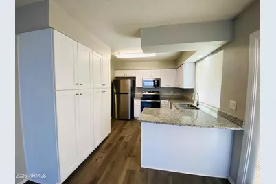 701 N Comanche Drive, Chandler, AZ 85224 - Photo 7