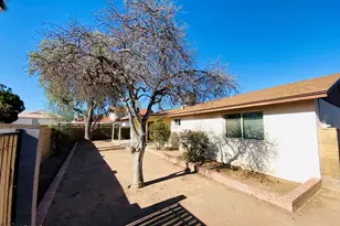 701 N Comanche Dr, Chandler, AZ 85224 - Photo 15