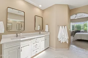 7955 E Chaparral Rd, Scottsdale, AZ 85250 - Photo 31