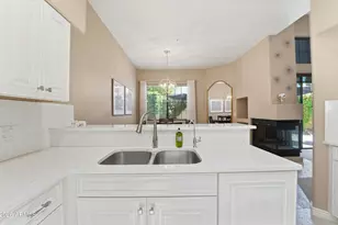7955 E Chaparral Rd, Scottsdale, AZ 85250 - Photo 23