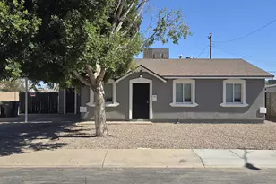 6917 W Highland Ave, Phoenix, AZ 85033 - Photo 1