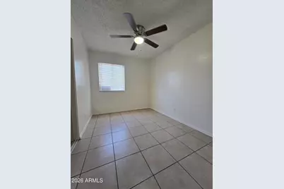 6917 W Highland Avenue, Phoenix, AZ 85033 - Photo 15