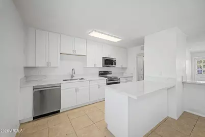 6201 W Citrus Way, Glendale, AZ 85301 - Photo 1