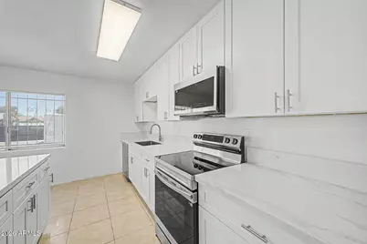 6201 W Citrus Way, Glendale, AZ 85301 - Photo 15