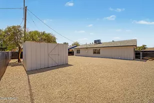 6201 W Citrus Way, Glendale, AZ 85301 - Photo 27