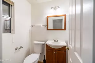 7202 S 40th Ln, Phoenix, AZ 85041 - Photo 27
