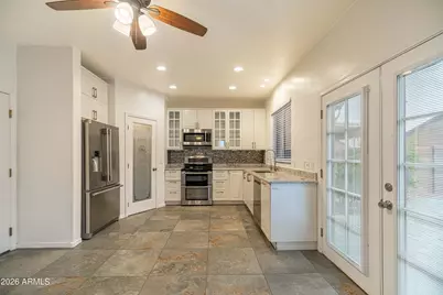7202 S 40th Lane, Phoenix, AZ 85041 - Photo 11