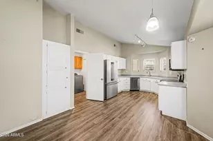 18625 N 15th Pl, Phoenix, AZ 85024 - Photo 7