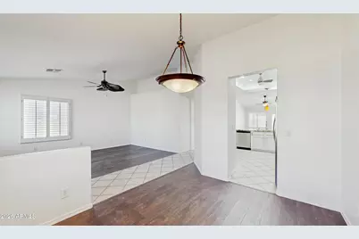 10881 W Oraibi Drive, Peoria, AZ 85373 - Photo 9