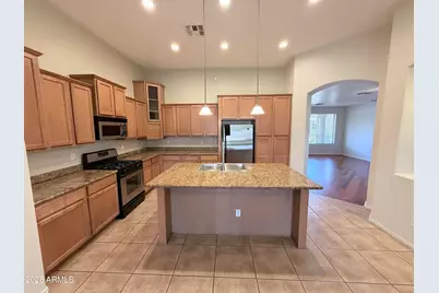 7310 E Mallory Circle, Mesa, AZ 85207 - Photo 9