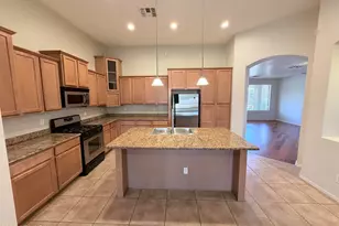 7310 E Mallory Cir, Mesa, AZ 85207 - Photo 9