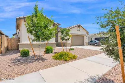 21048 E Arroyo Verde Drive, Queen Creek, AZ 85142 - Photo 3
