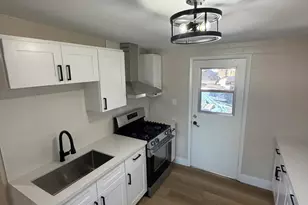 909 S Kenwood Cir, Tempe, AZ 85281 - Photo 7