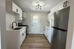909 S Kenwood Cir, Tempe, AZ 85281 - Photo 5