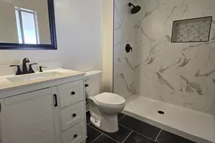 517 W Grove St, Phoenix, AZ 85041 - Photo 11