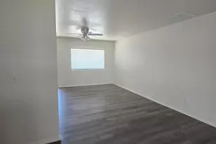 517 W Grove St, Phoenix, AZ 85041 - Photo 5