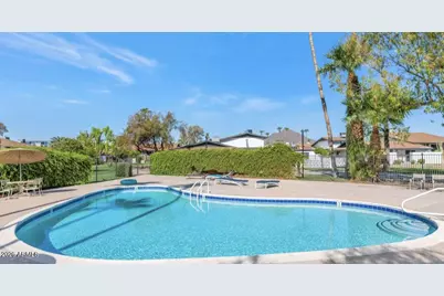 7635 E Minnezona Avenue, Scottsdale, AZ 85251 - Photo 21