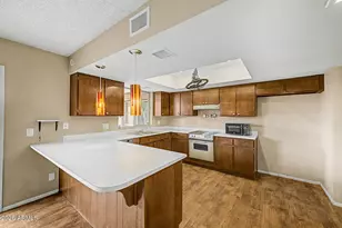 2021 West Myrtle Ave, Phoenix, AZ 85021 - Photo 11