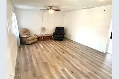 3314 N 80th Lane, Phoenix, AZ 85033 - Photo 11