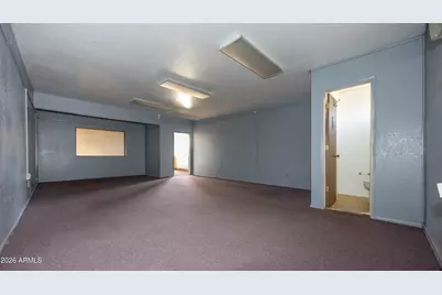 555 E Wilcox Drive, Sierra Vista, AZ 85635 - Photo 17