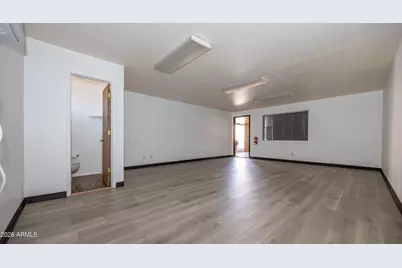 555 E Wilcox Drive, Sierra Vista, AZ 85635 - Photo 13