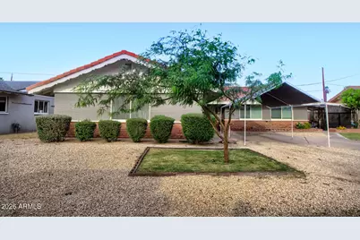 5047 N 39th Drive, Phoenix, AZ 85019 - Photo 3