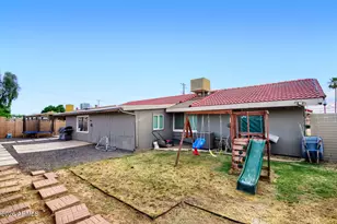 5047 N 39th Dr, Phoenix, AZ 85019 - Photo 31