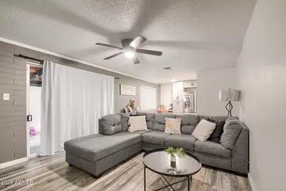 5047 N 39th Drive, Phoenix, AZ 85019 - Photo 7