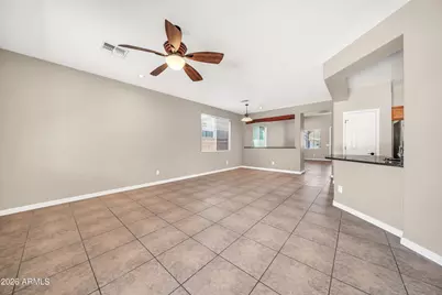 39517 N Hillerman Way, Phoenix, AZ 85086 - Photo 5