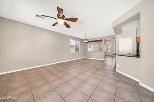 39517 N Hillerman Way, Phoenix, AZ 85086 - Photo 5