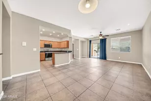 39517 N Hillerman Way, Phoenix, AZ 85086 - Photo 11
