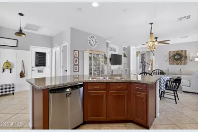 7384 W Montgomery Road, Peoria, AZ 85383 - Photo 19