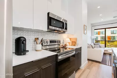 4220 N 32nd Street #Unit 37, Phoenix, AZ 85018 - Photo 5
